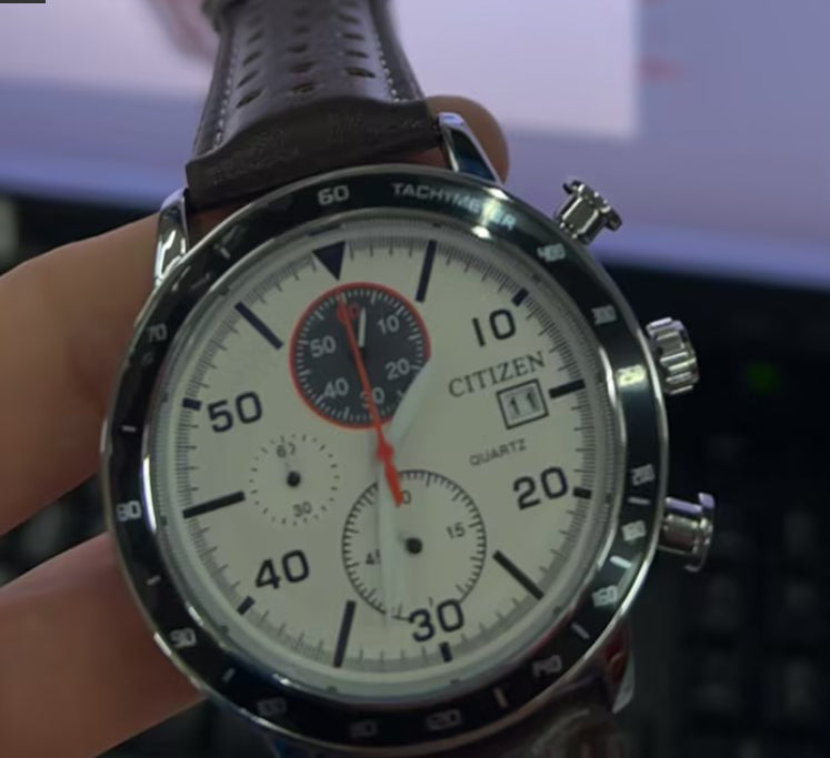 Quarz-Herrenuhr mit Kalender und Leuchtzeigern – Bild 2 | LuxeStyle