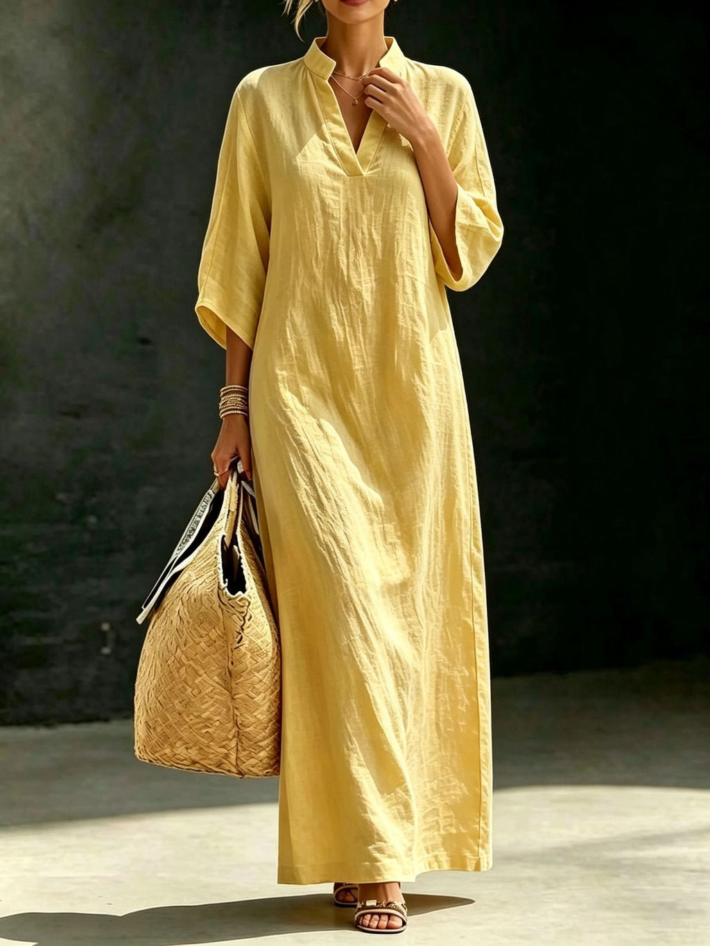 Stehkragen-Kleid mit 3/4-Ärmeln