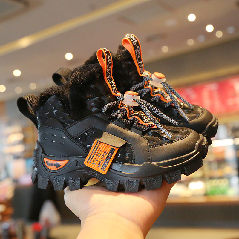 Gefütterte Kinder-Schneestiefel – Bild 4 | LuxeStyle