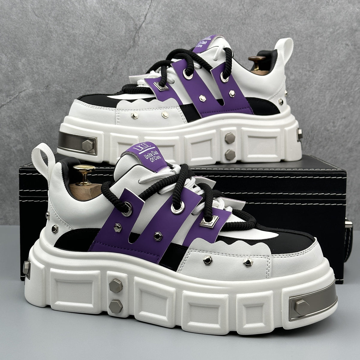 Derby-Schuhe mit Nieten und erhöhter Sohle – Bild 5 | LuxeStyle