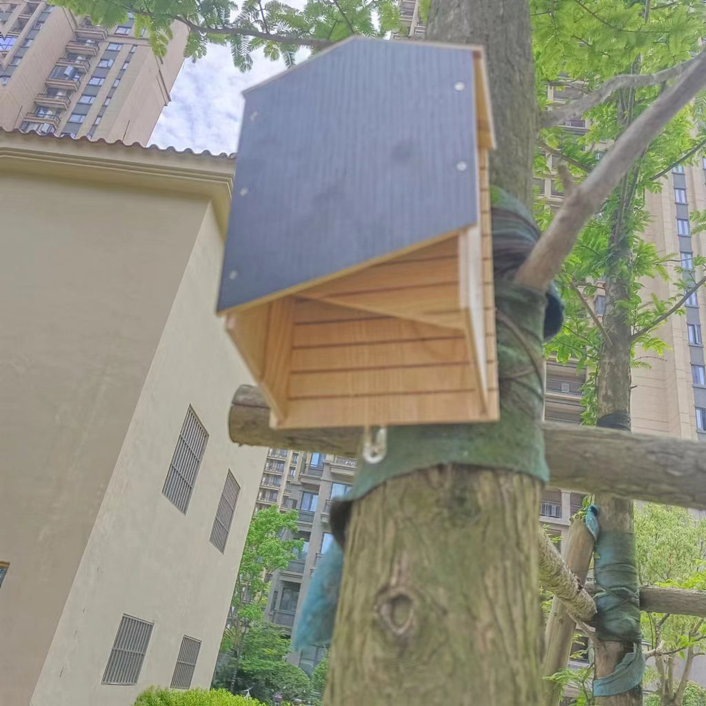 Holz-Nistkasten für Fledermäuse