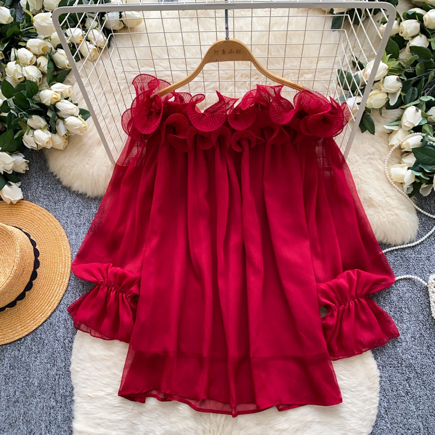 Off-Shoulder Chiffon-Bluse mit Rüschen
