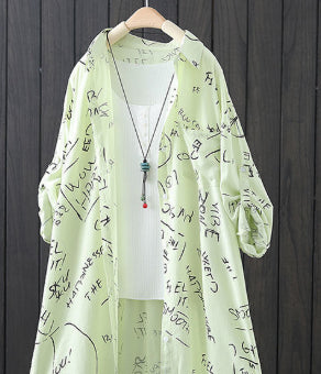 Chiffonbluse mit Letter-Print
