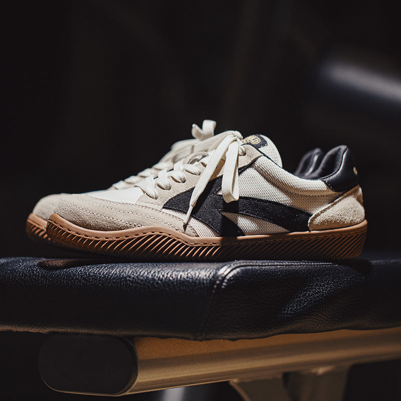 Low-Top Sneaker in Beige mit runder Zehenkappe – Bild 3 | LuxeStyle
