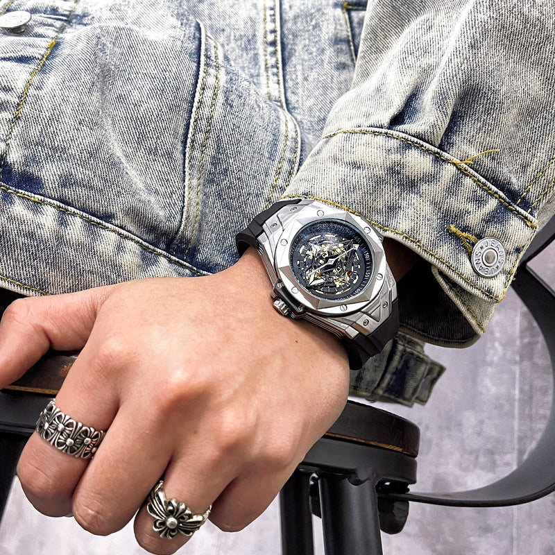 Automatische Skelett-Herrenuhr mit Silikonarmband – Bild 5 | LuxeStyle