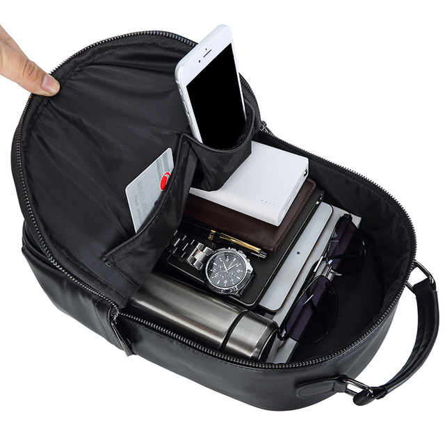 3-dimensionaler Totenkopf-Rucksack – Bild 3 | LuxeStyle