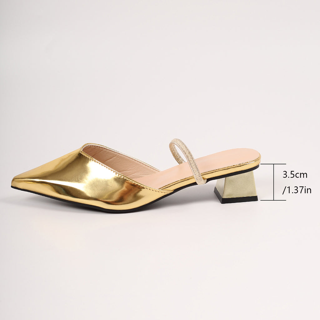 Elegante Metallic-Mules mit Strassriemen