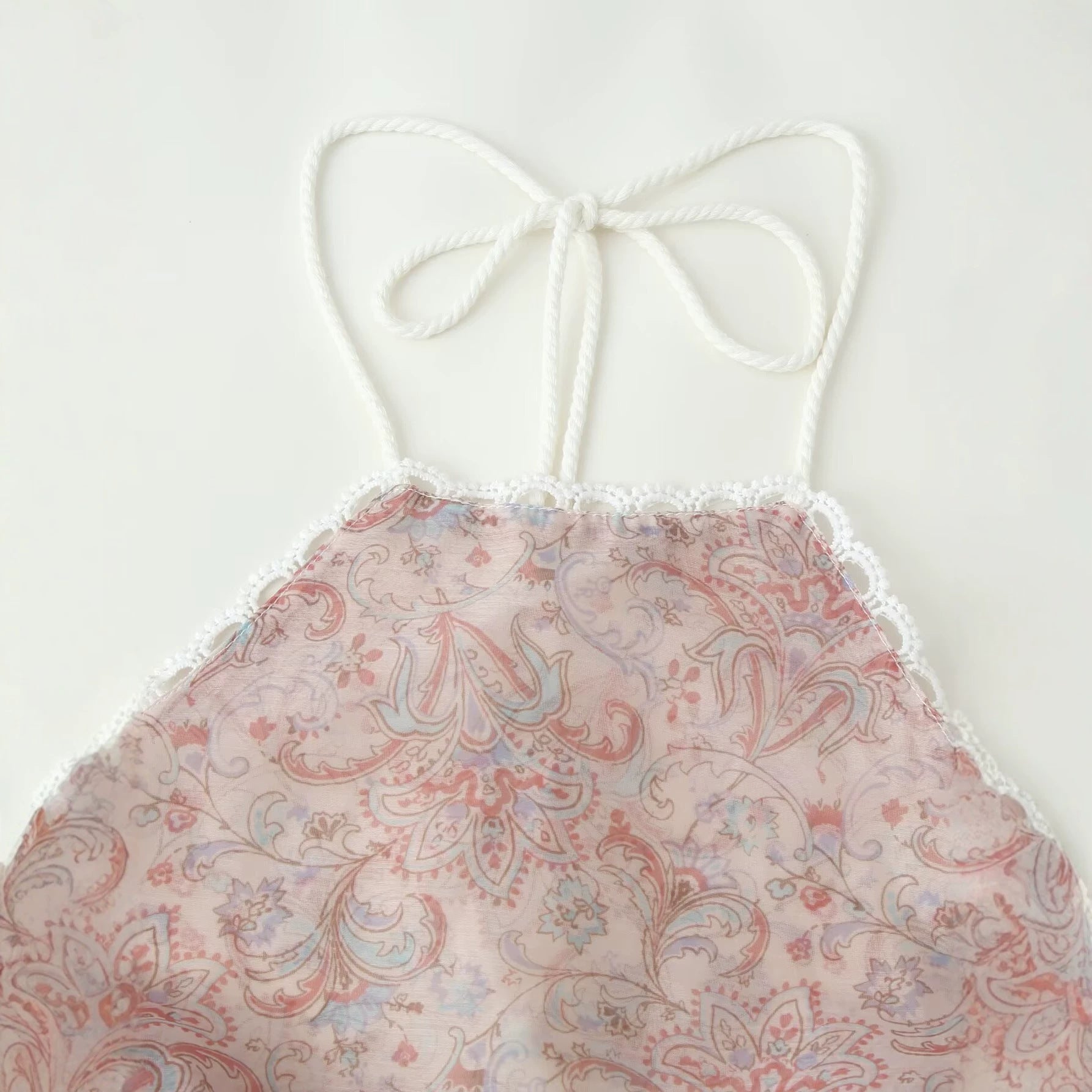 Florales Kleid mit Off-Shoulder