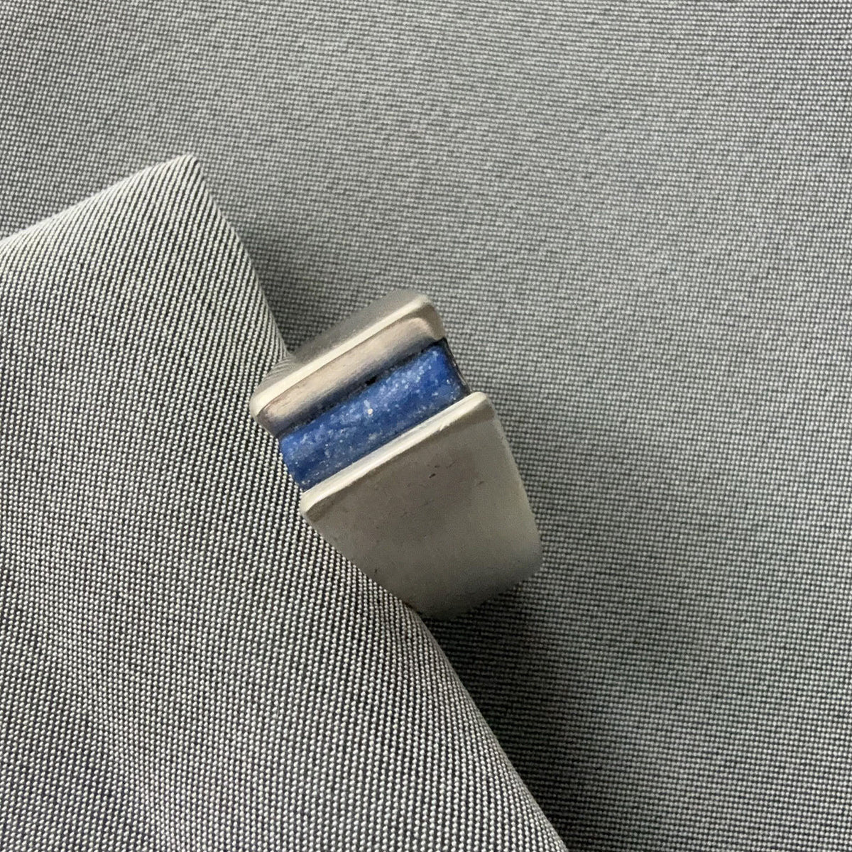 Stapelbarer Fingerring mit Edelstein-Inlay – Bild 3 | LuxeStyle