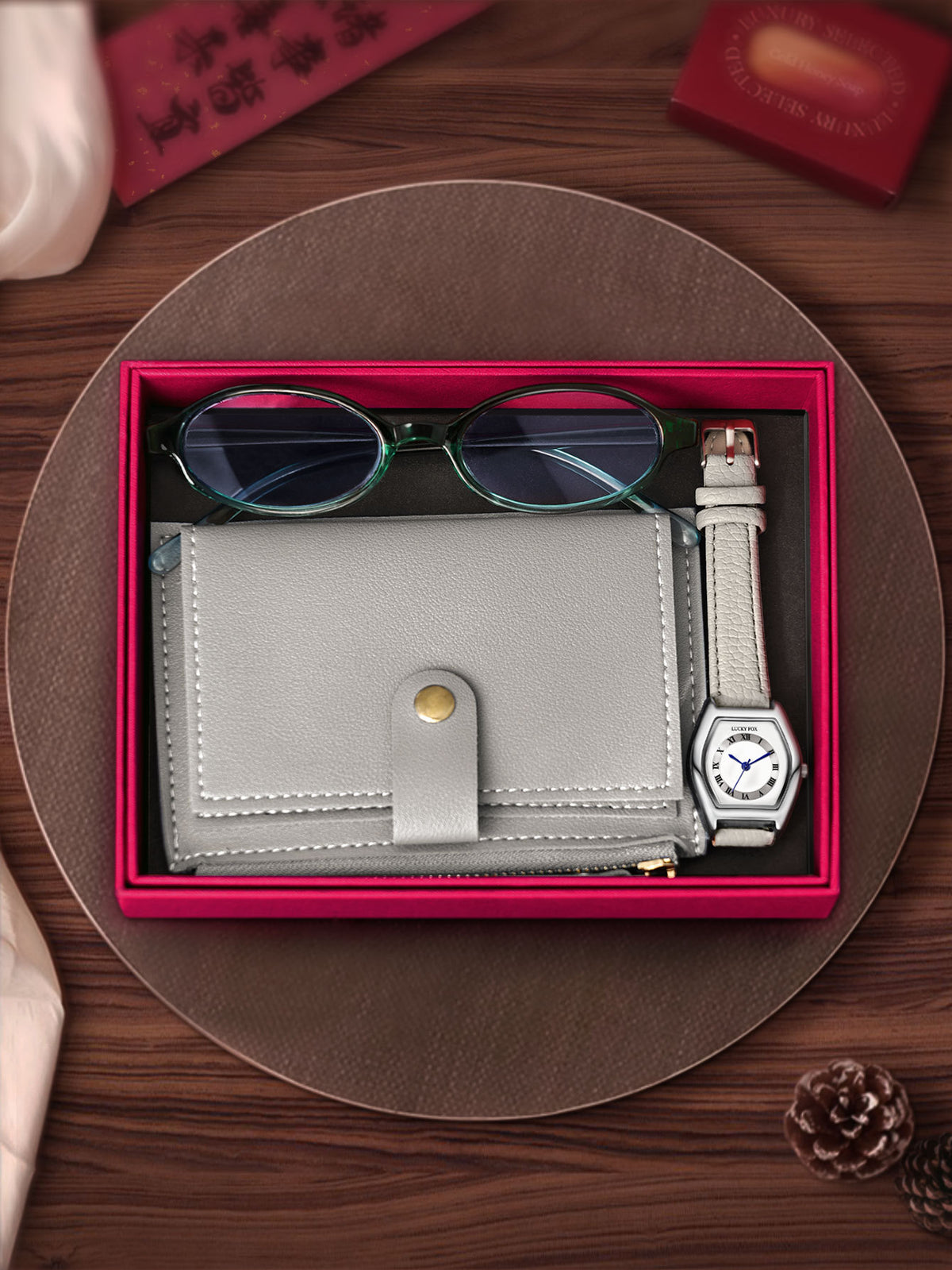 Geschenkset: Uhr, Portemonnaie und Brille – Bild 10 | LuxeStyle