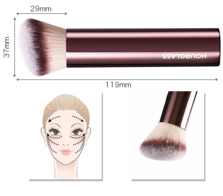 Foundationpinsel mit schrägem Flachkopf – Bild 1 | LuxeStyle