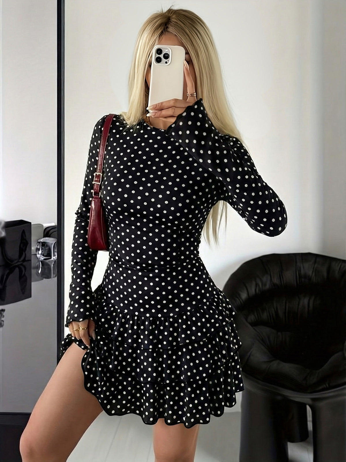 Rundhals-Kleid mit Rüschen und Leopardenmuster – Bild 1 | LuxeStyle