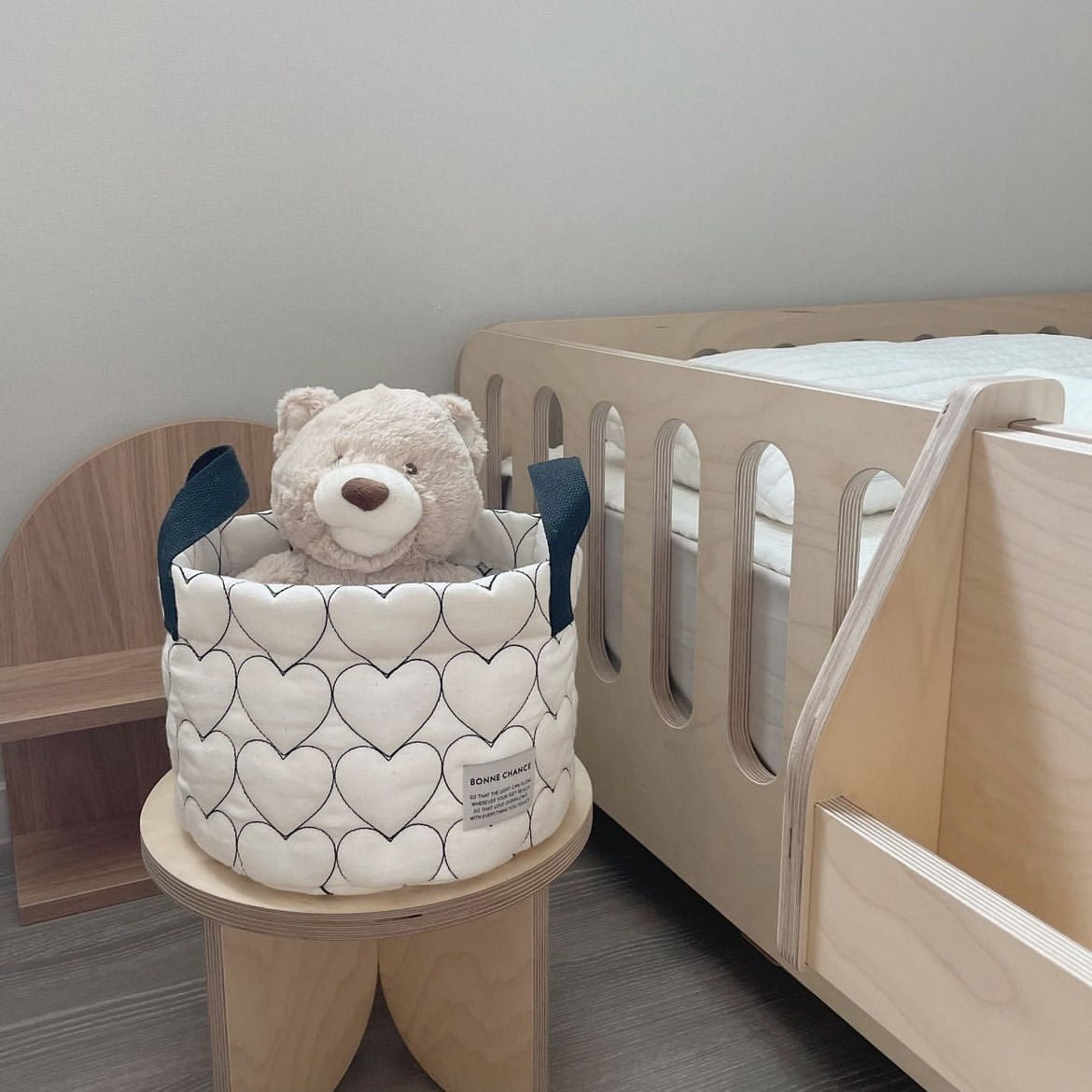 Vielseitiger Korb mit Herzmotiv – Bild 4 | LuxeStyle