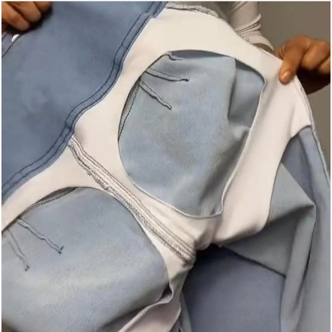 Formende Apfelpfanne-Jeans in Hellblau