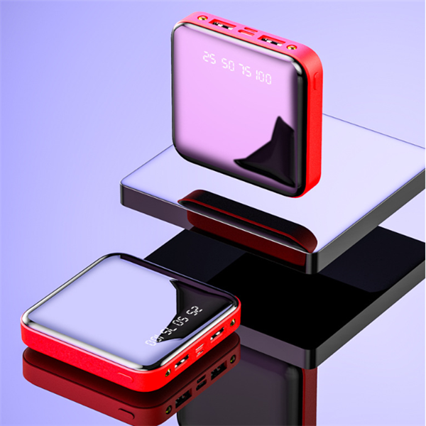 Mini Powerbank mit Spiegel und Digitalanzeige
