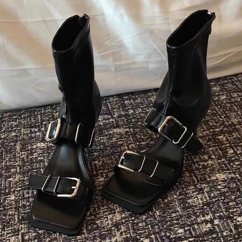 Elegante Riemchen-Sandale aus Vollleder