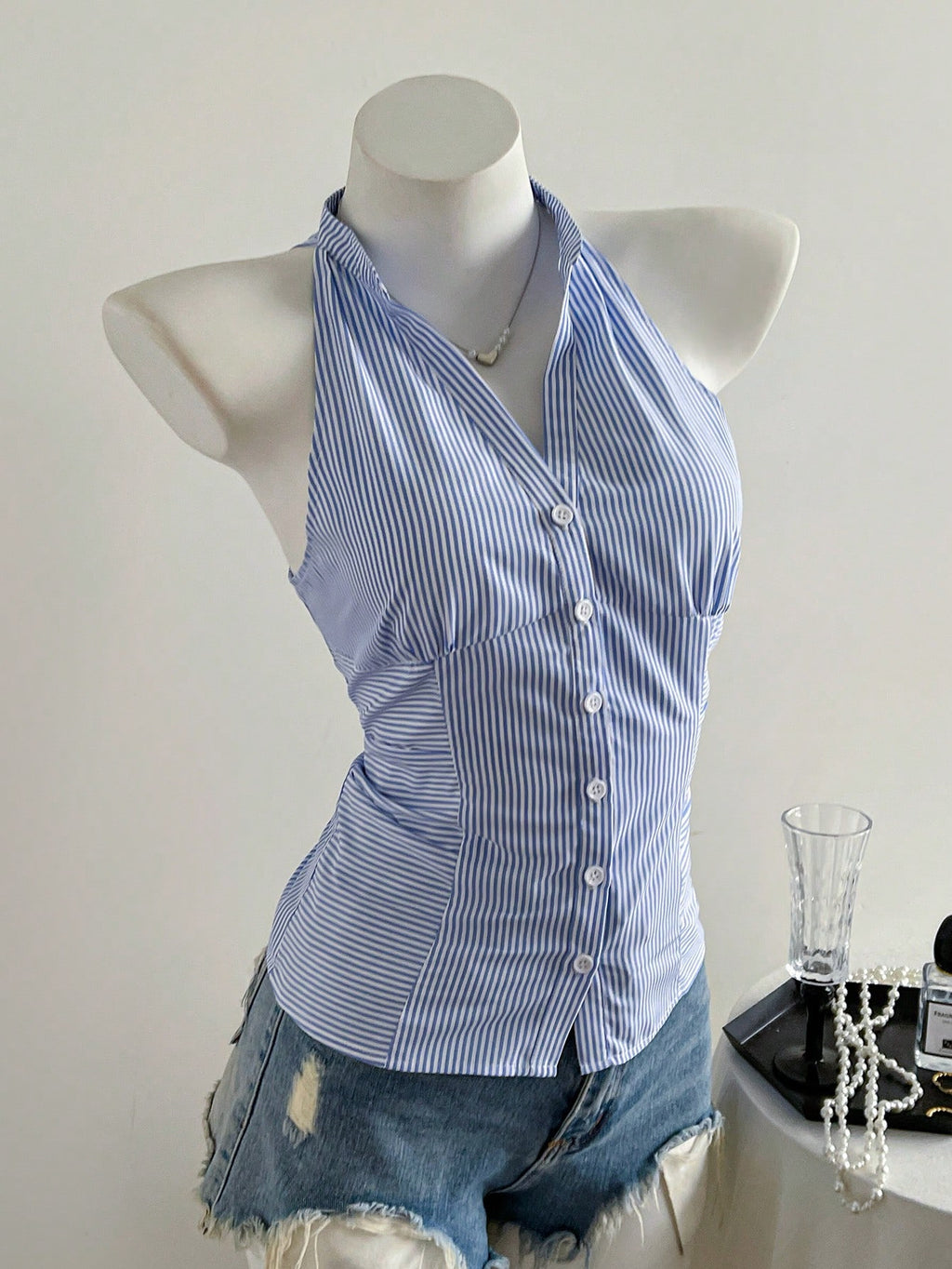 Gestreiftes ärmelloses Shirt für Damen | LuxeStyle