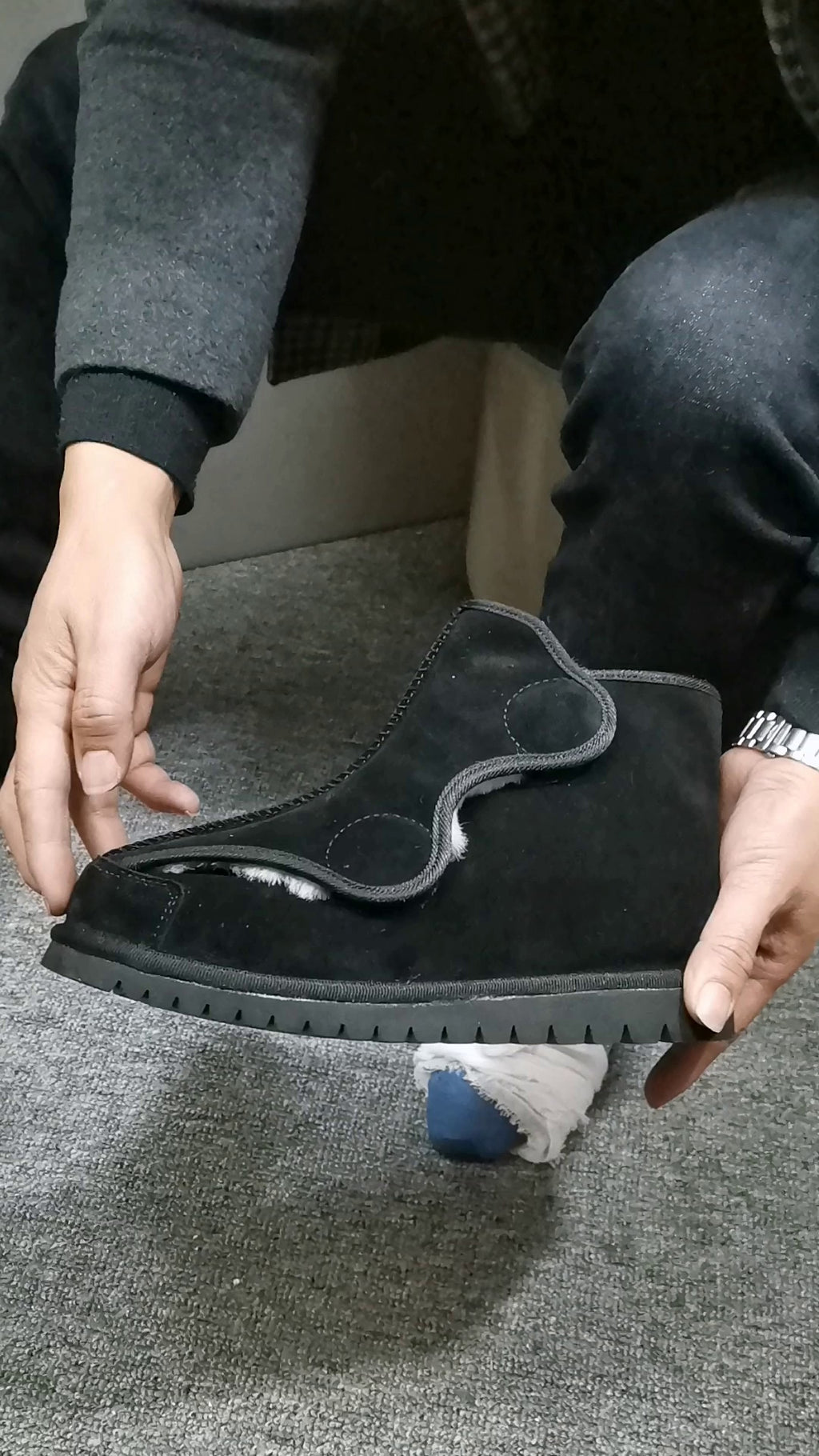 Warme Damen-Schuhe mit Klettverschluss