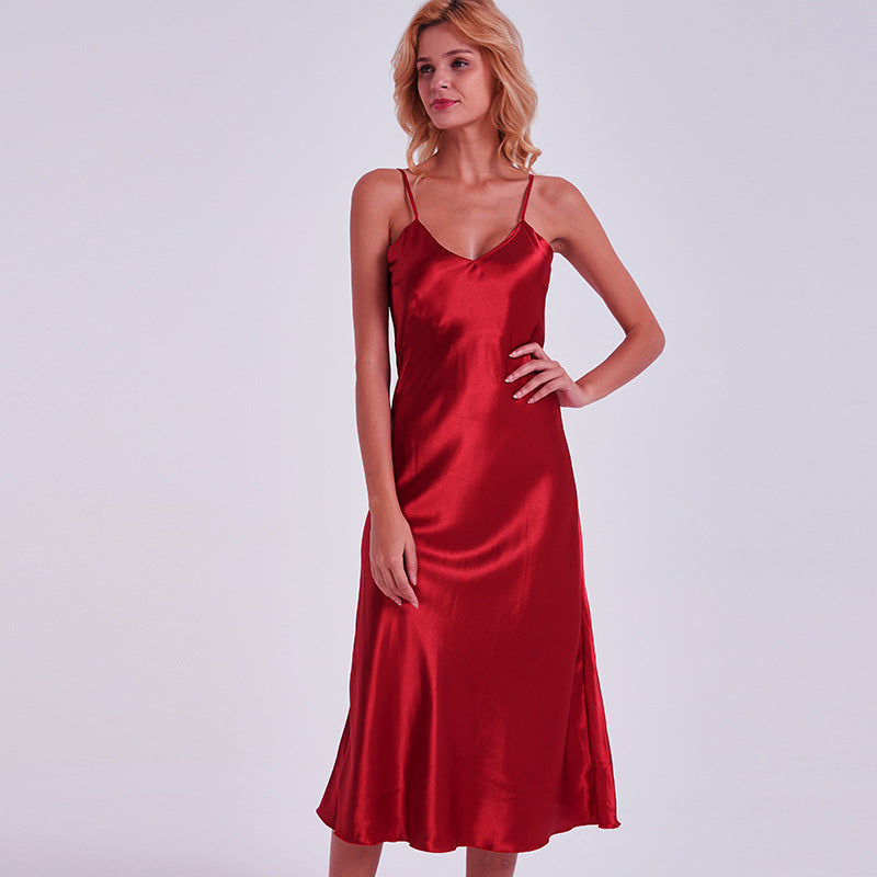 Langes Nachtkleid mit V-Ausschnitt, dünne Seidenoptik – Bild 9 | LuxeStyle