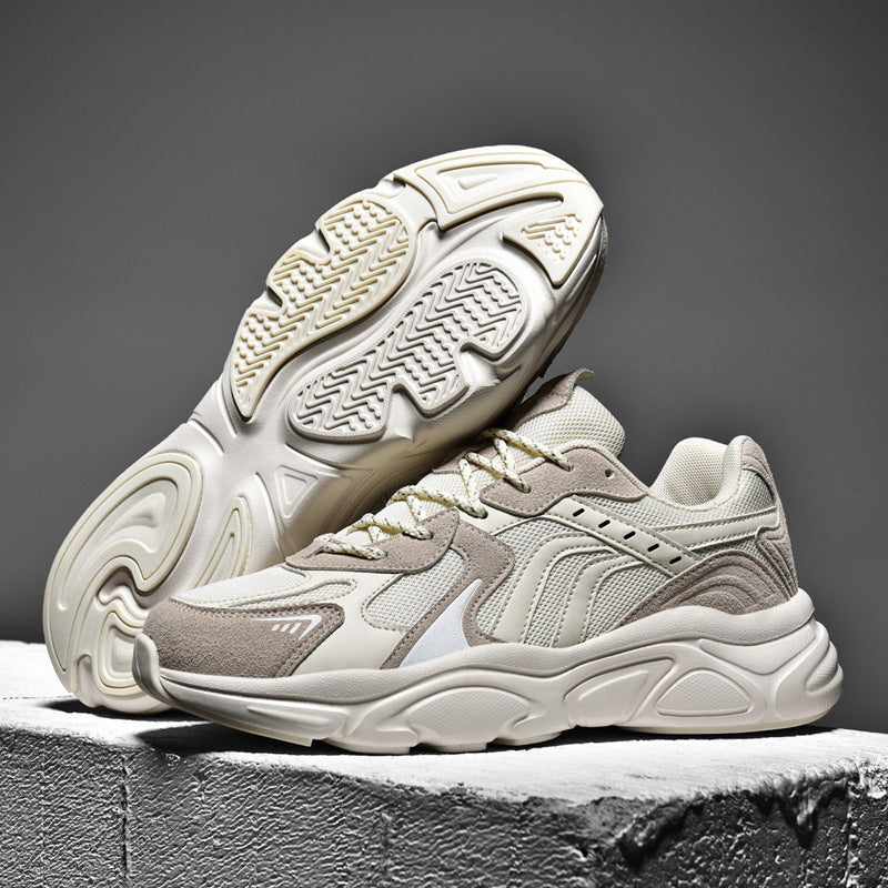 Beige Suede Sneaker – Bild 6 | LuxeStyle