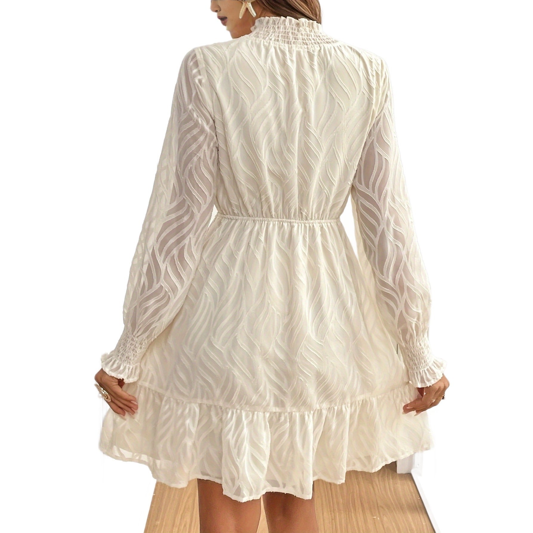 Damen Langarm-Rollkragenkleid mit Rüschensaum