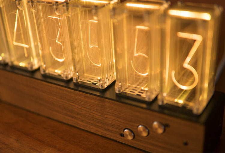 Digitale Nixie-Röhrenuhr mit 6 Röhren | LuxeStyle