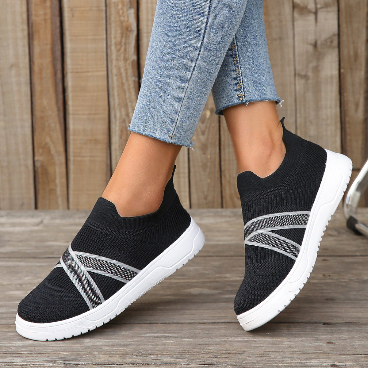 Einfache Outdoor-Sneaker