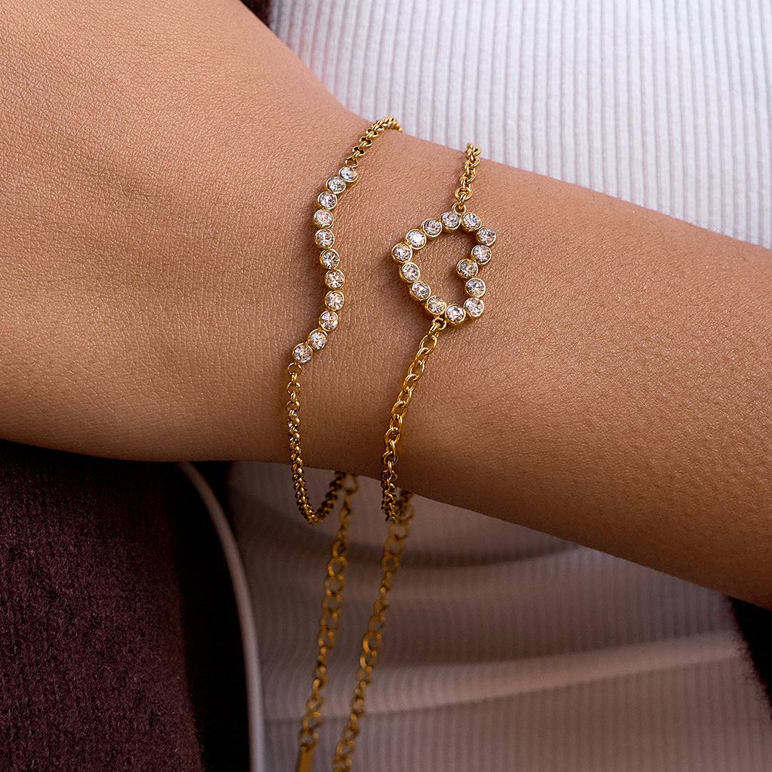Stainless-Steel Herzschmuckarmband – Bild 2 | LuxeStyle