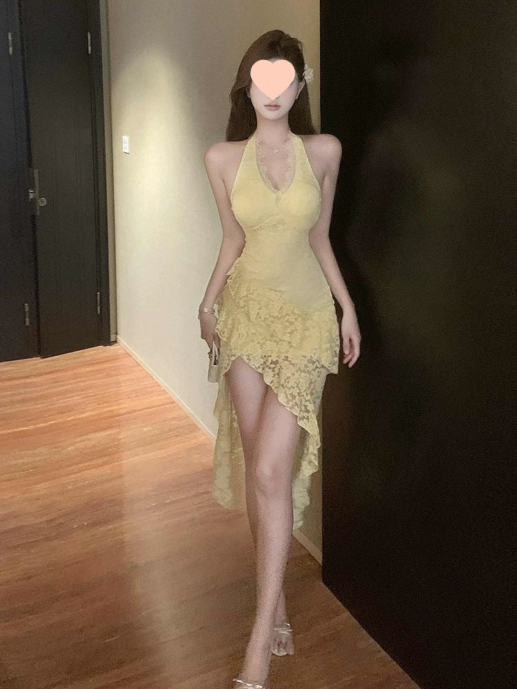 Rüschenkleid mit Spitze