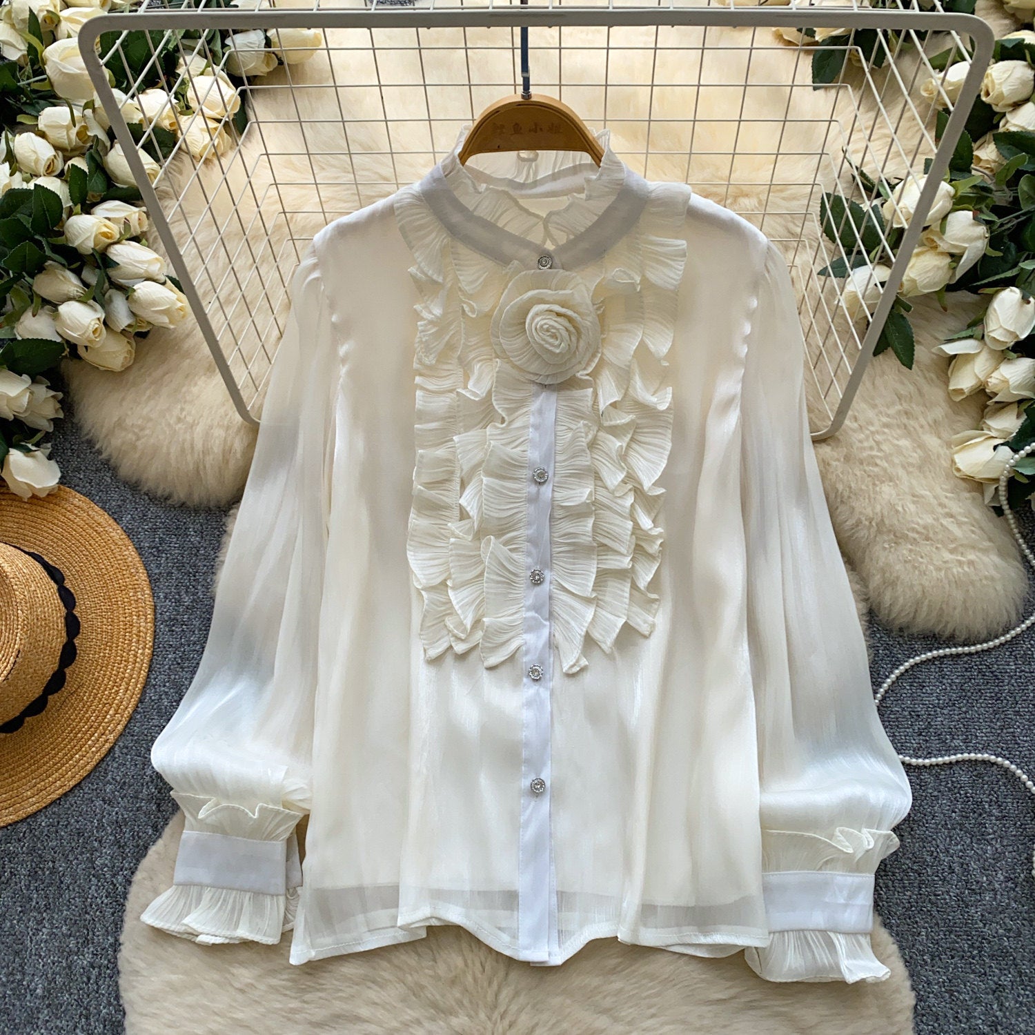 Geblümte Rüschenbluse im Lolita-Stil