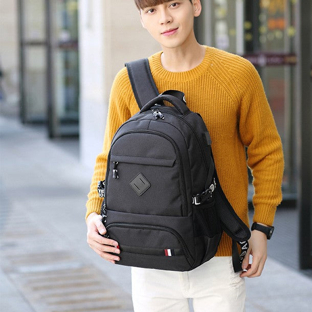 USB Rucksack für Outdoor & Sport – Bild 7 | LuxeStyle