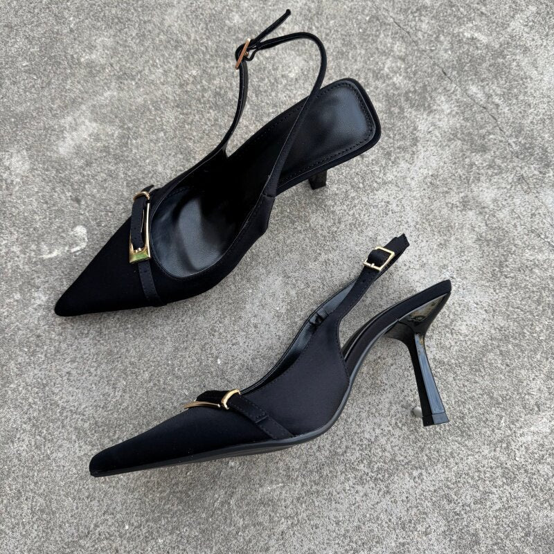Elegante Wildleder-Sandalen mit Stiletto-Absatz