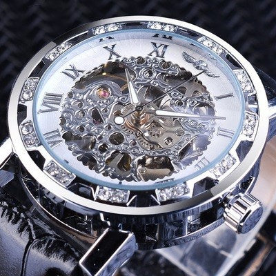 Mechanische Armbanduhr mit Strass und Lederband – Bild 2 | LuxeStyle