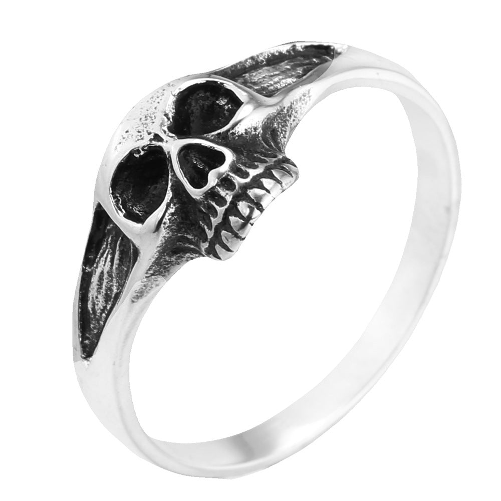 Titanstahlring mit Totenkopf – Bild 5 | LuxeStyle