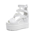 Plateau-Sandalen mit Riemchen und Peeptoe