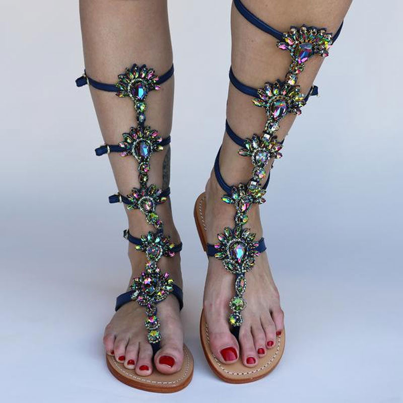 Römer Sandalen mit Strass-Steinen