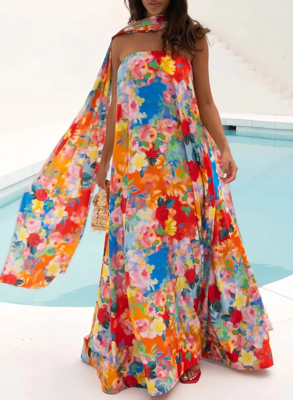 Gemustertes Maxi-Trägerkleid mit Bindegürtel – Bild 2 | LuxeStyle