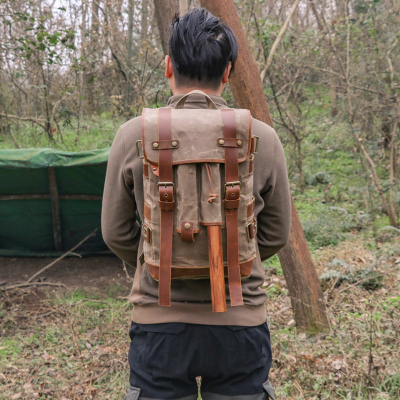 Retro Outdoor Rucksack aus gewachstem Canvas – Bild 10 | LuxeStyle