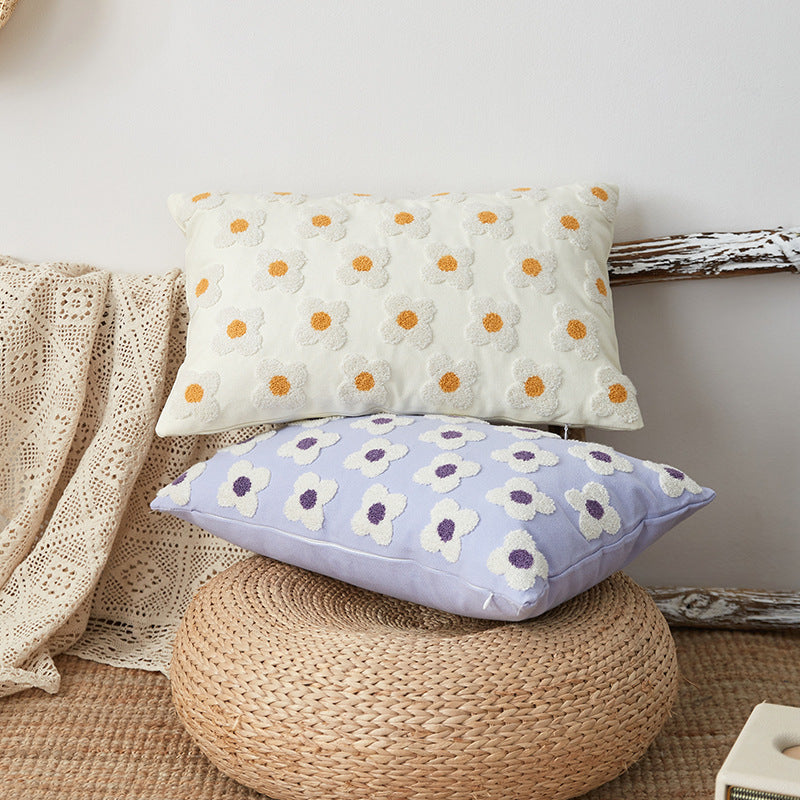 Nordisches Baumwollkissen mit Blumenstickerei | LuxeStyle