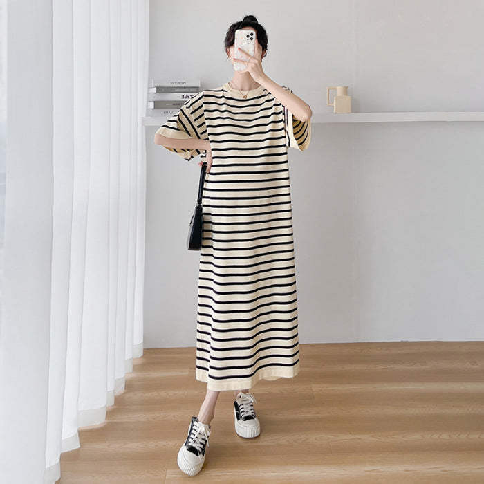 Schwangerschafts-Kleid mit Streifen – Bild 1 | LuxeStyle