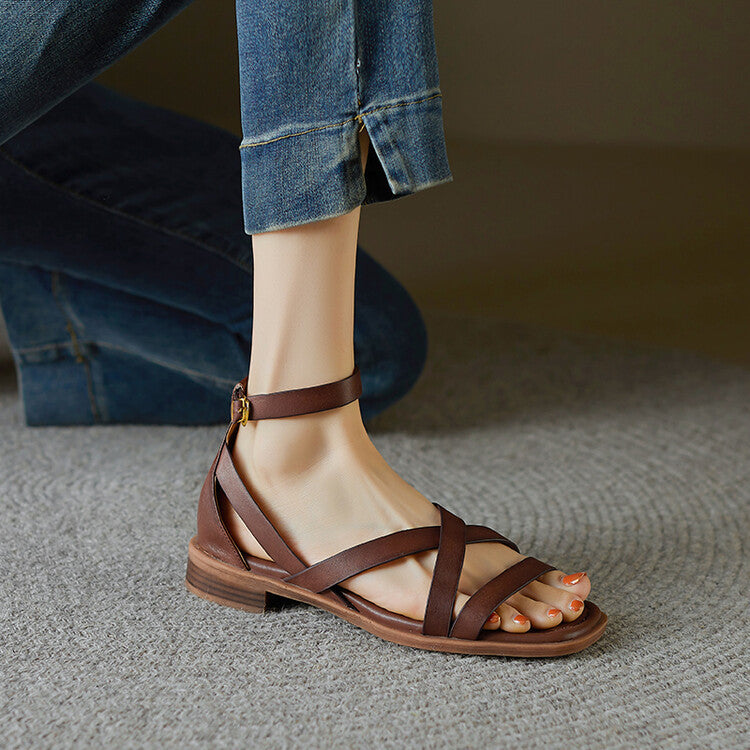 Retro-Sandalen mit Knöchelriemen – Bild 5 | LuxeStyle