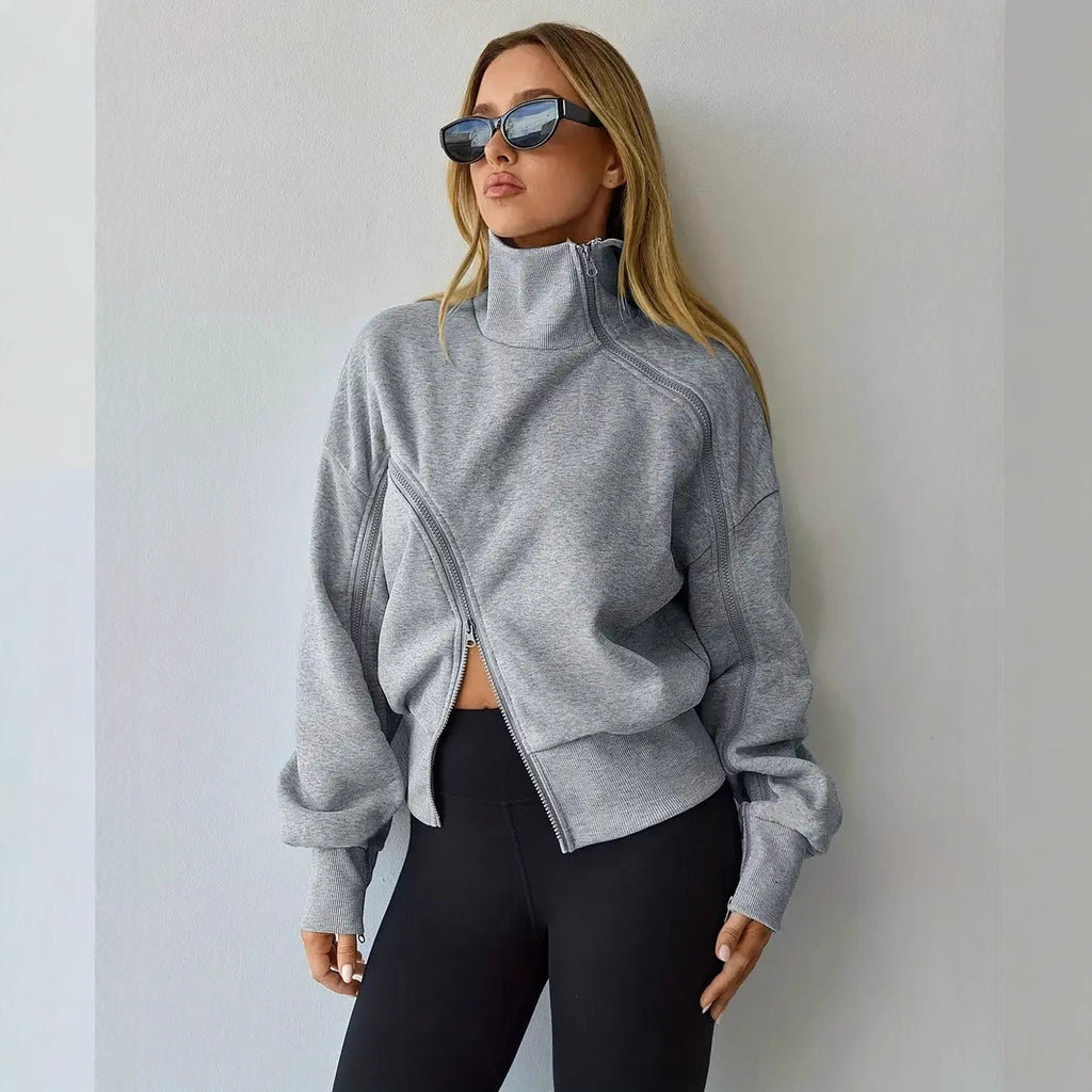 Kurzer Hoodie mit Mock-Neck und Kontrast-Reissverschluss