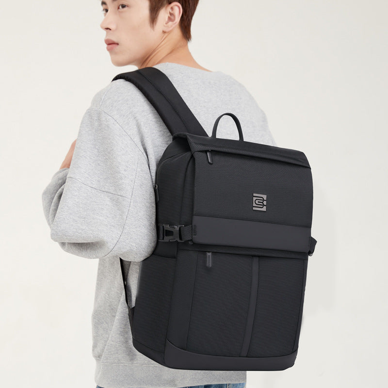 Business Rucksack für Reisen und Büro (18 Zoll) – Bild 3 | LuxeStyle