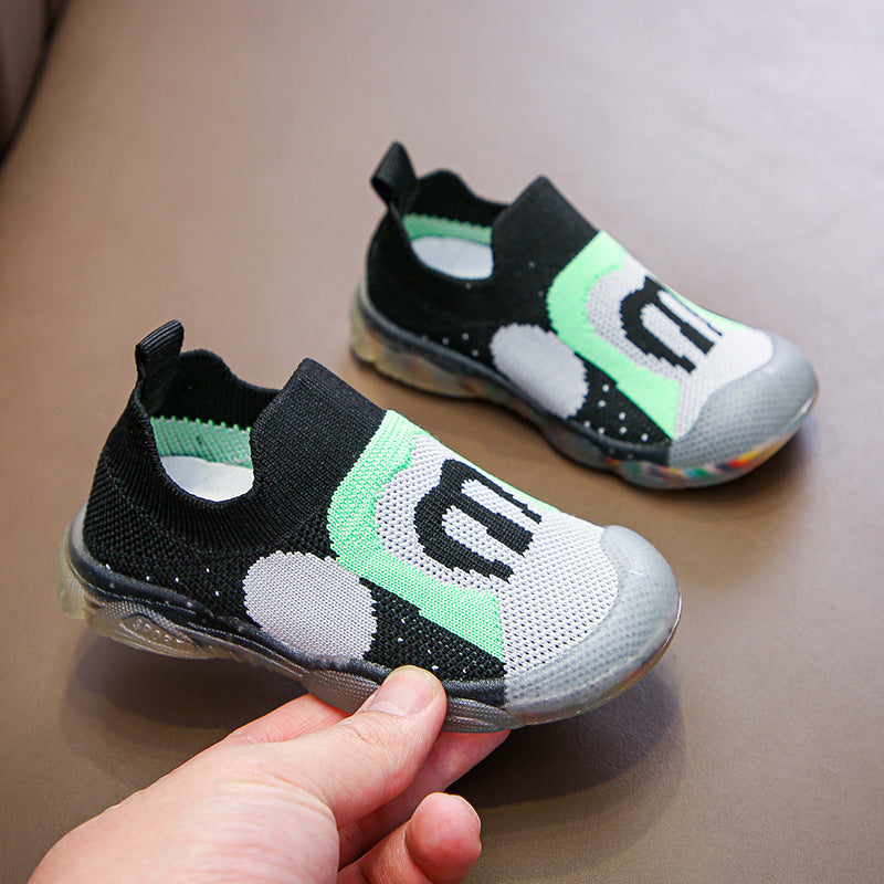 Sommerliche Sportsandalen für Jungen – Bild 4 | LuxeStyle