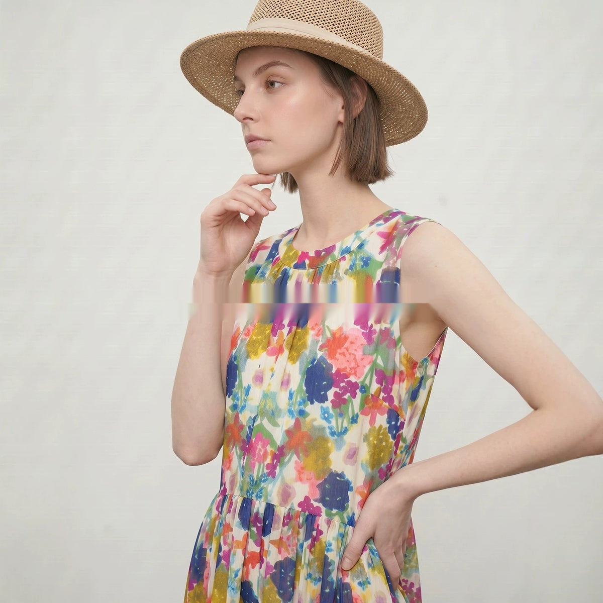 Ärmelloses Retro-Kleid mit Blumenmuster | LuxeStyle