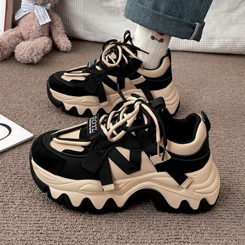 Chunky-Sneaker für Damen mit Schnürung