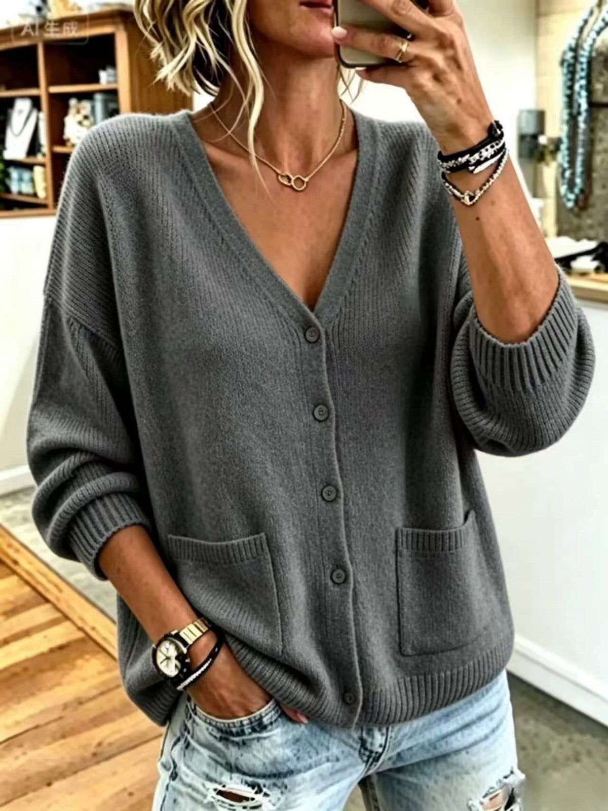 Eleganter Cardigan mit Drop-Shoulder Ärmeln – Bild 3 | LuxeStyle