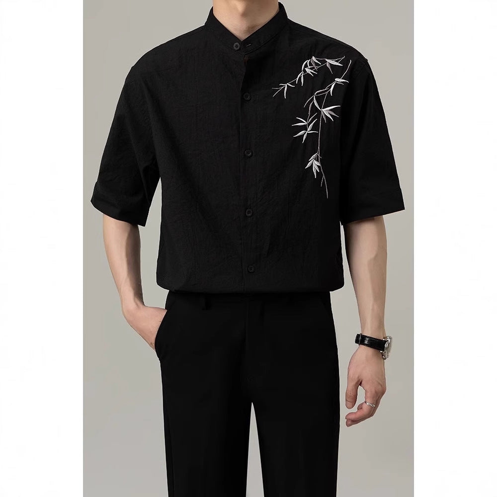 Leichtes Kurzarm-Shirt mit Blumenmuster