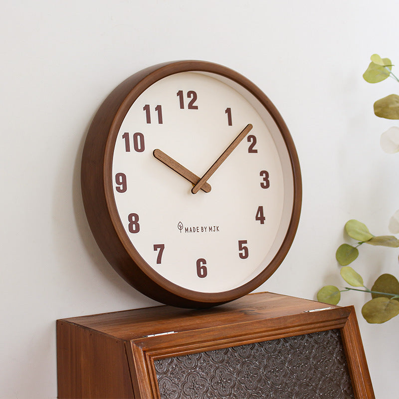 Wanduhr aus Massivholz – Modern und minimalistisch – Bild 6 | LuxeStyle
