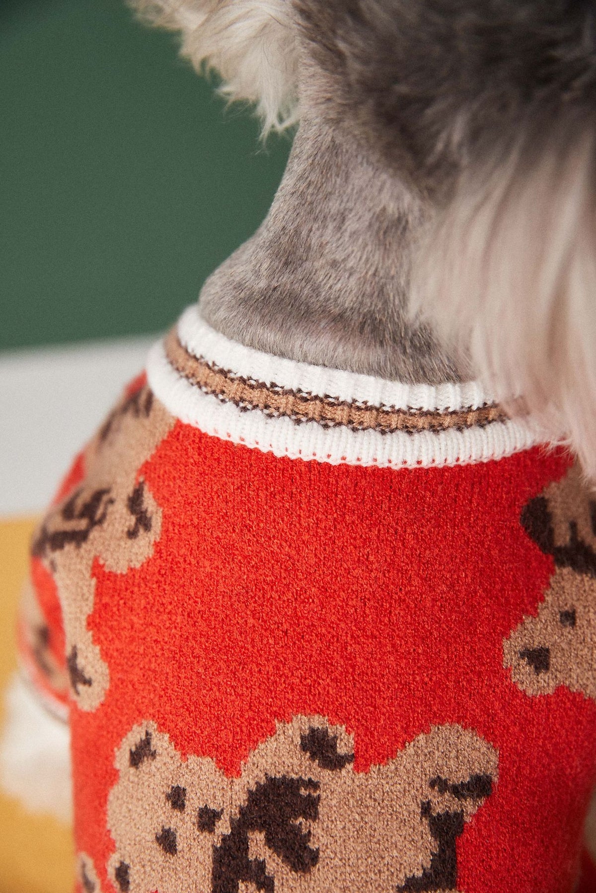 Hundekuscheldecke mit V-Ausschnitt, Streifen – Bild 8 | LuxeStyle